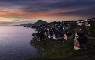 pink-sky-colourful-nuuk.jpg