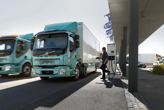 fl-i-hledslu.jpg (1)