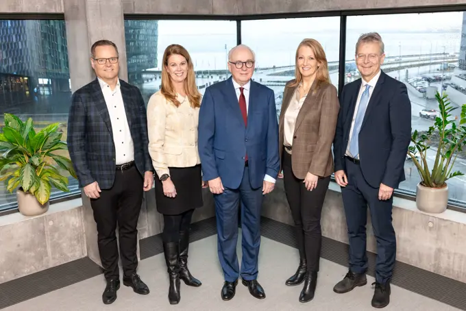 Landsbankinn Hopmynd 11112024