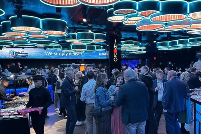 A2a36e8f 1576 40Ca Bf29 C3253e560460 Copy